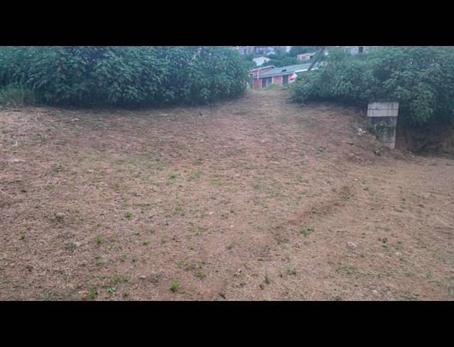 2 BEDROOM HOUSE FOR SALE IN UMLAZI F